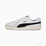 نمای کنار کتونی پوما مدل Army Trainer کد 386607-01